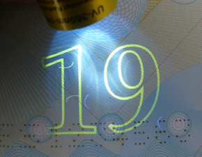 Dexeq-Pro-43.png Dual 1W 365nm UV & 3W White Led flashlight